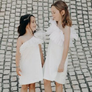 Robe Nina asymétrique
