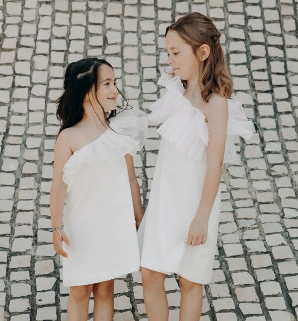 Robe Nina asymétrique